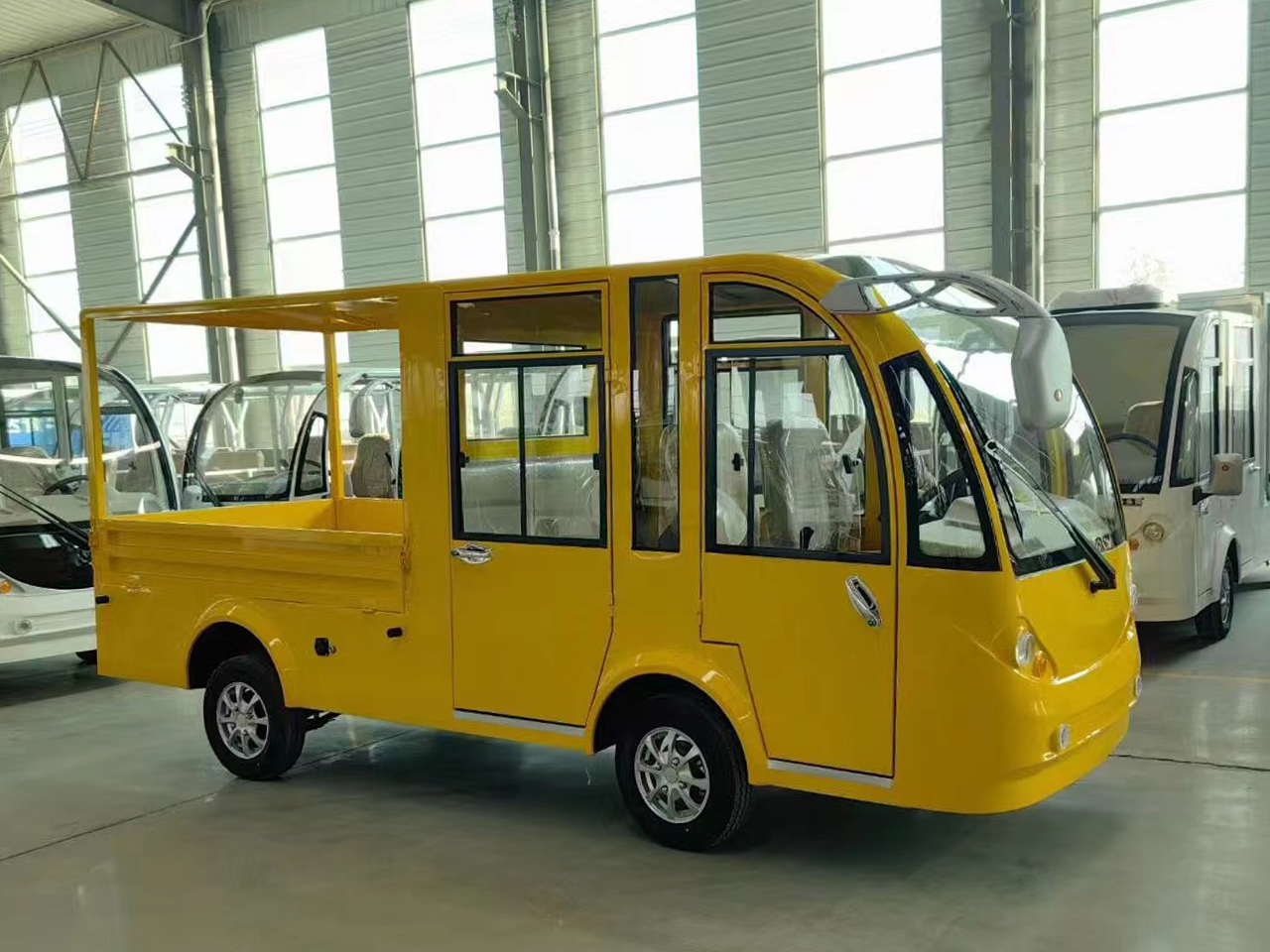 電動(dòng)巡邏觀光車改裝產(chǎn)品