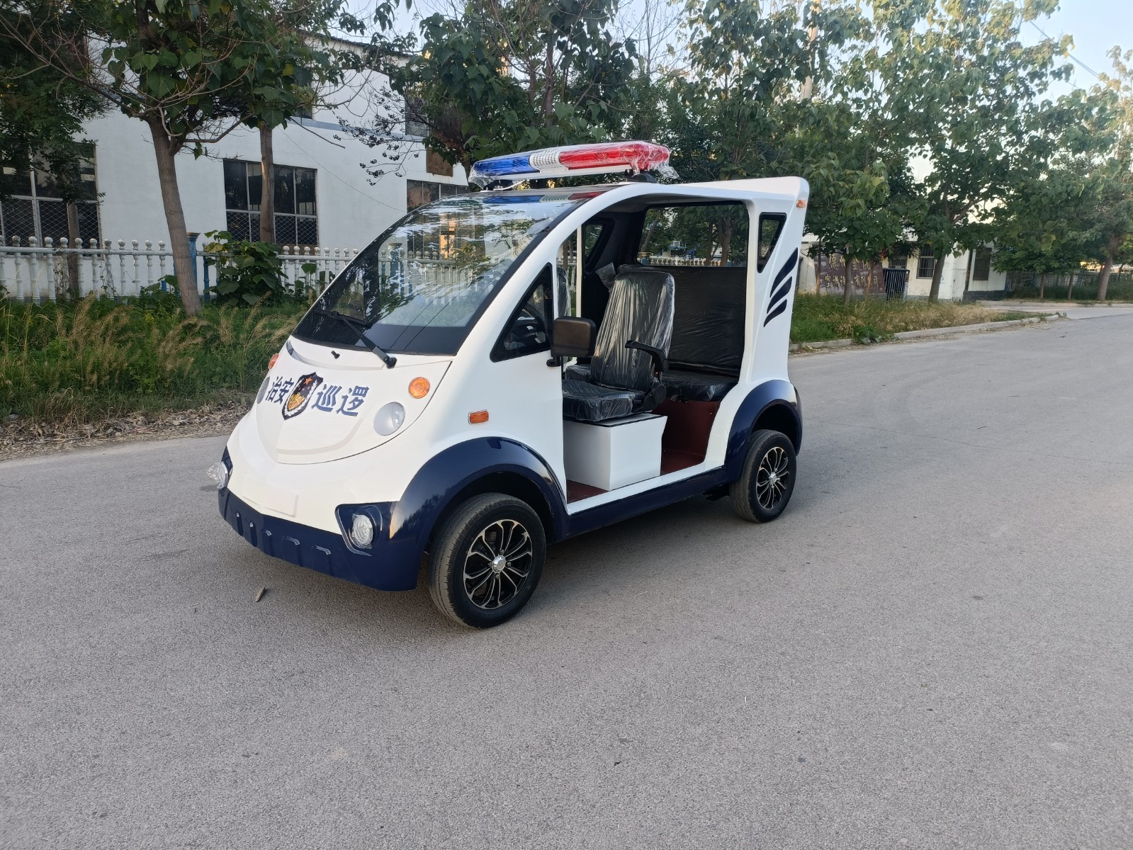 電動巡邏車在秋天的優(yōu)勢3